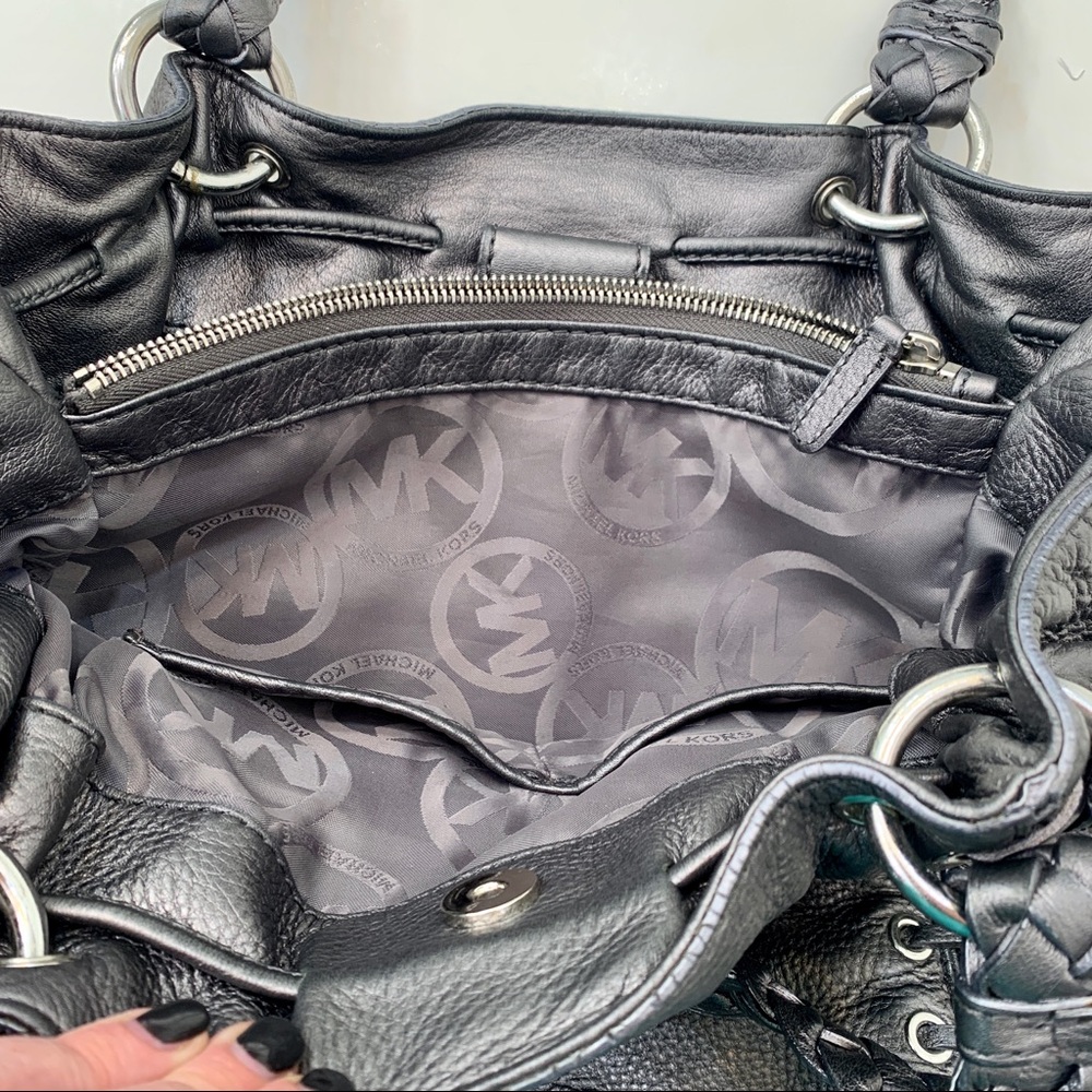 MICHAEL Michael Kors pewter Shoulder Bag - Picture 4 of 16